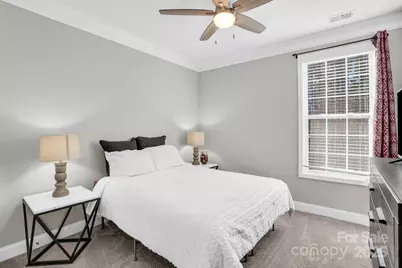 9507 Inverness Bay Road, Charlotte, NC 28278 - Photo 12