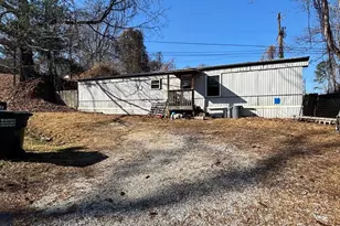 905 Hutch Mountain Rd, Fletcher, NC 28732 - Photo 8