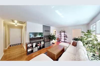 1136 E Woodlawn Road, Charlotte, NC 28209 - Photo 4