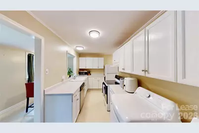 1136 E Woodlawn Road, Charlotte, NC 28209 - Photo 14