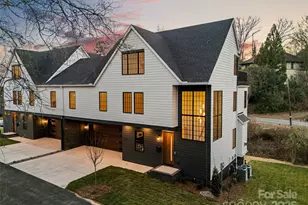 1607 Tippah Park Ct, Charlotte, NC 28205 - Photo 2