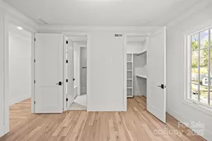 1607 Tippah Park Ct, Charlotte, NC 28205 - Photo 20