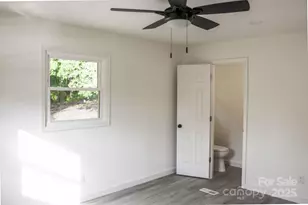 2518 Cove Creek Dr, Gastonia, NC 28056 - Photo 18