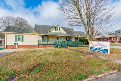 547 N Oakland Avenue, Statesville, NC 28677 - Photo 2