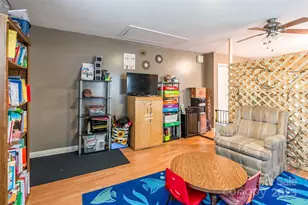 547 N Oakland Ave, Statesville, NC 28677 - Photo 38