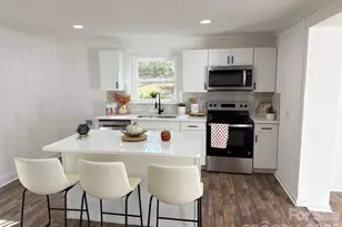 123 Riverside Dr, Mount Holly, NC 28120 - Photo 1