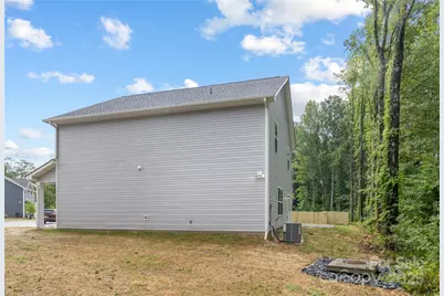 315 E Glendale Avenue, Mount Holly, NC 28120 - Photo 30