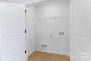 128 18th Pl NW, Hickory, NC 28601 - Photo 8