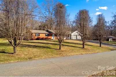 490 Northwood Park, Taylorsville, NC 28681 - Photo 2