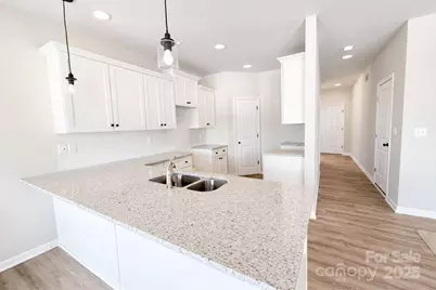 4729 Muskogee Drive, Charlotte, NC 28212 - Photo 2