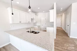 4729 Muskogee Dr, Charlotte, NC 28212 - Photo 2