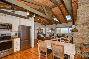 8007 Cloud Forest Ln, Blowing Rock, NC 28605 - Photo 6