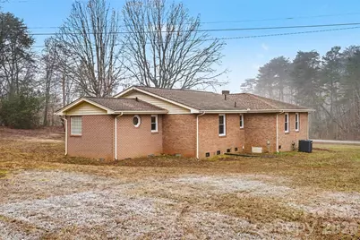 1994 Greenleaf Road, Clover, SC 29710 - Photo 28