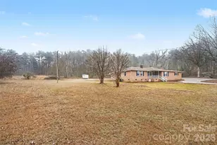 1994 Greenleaf Rd, Clover, SC 29710 - Photo 30