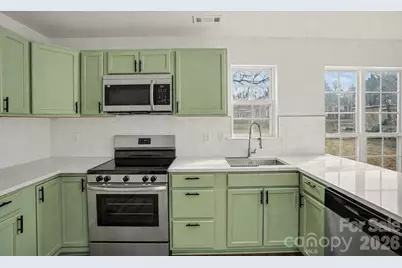 8106 Castlemaine Drive, Matthews, NC 28104 - Photo 10