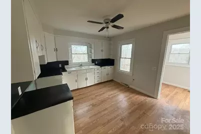 171 Oakdale Drive, Spruce Pine, NC 28777 - Photo 10