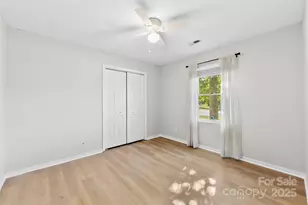 240 Vermont Dr, Stanley, NC 28164 - Photo 14