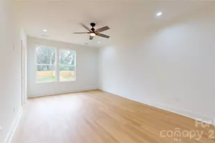 2520 Elmin St, Charlotte, NC 28208 - Photo 16