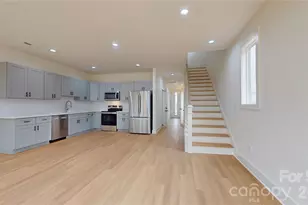 2520 Elmin St, Charlotte, NC 28208 - Photo 8