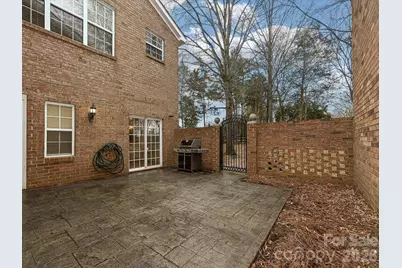 9177 Bonnie Briar Circle, Charlotte, NC 28277 - Photo 34