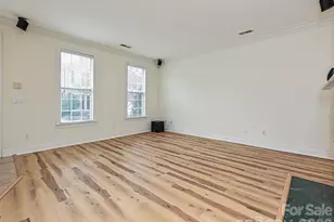 9177 Bonnie Briar Cir, Charlotte, NC 28277 - Photo 18