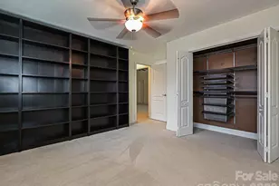 9177 Bonnie Briar Cir, Charlotte, NC 28277 - Photo 28