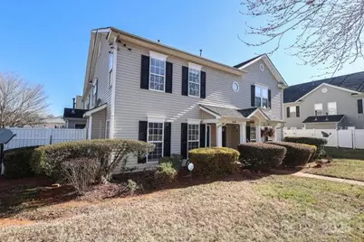 1109 Triece Lane, Charlotte, NC 28215 - Photo 4