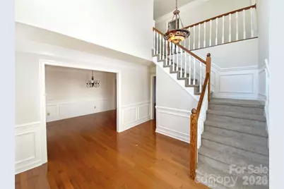 3906 Melshire Lane, Charlotte, NC 28269 - Photo 6