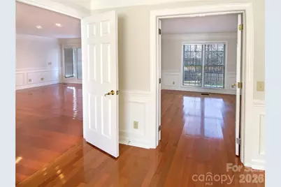 3906 Melshire Lane, Charlotte, NC 28269 - Photo 8