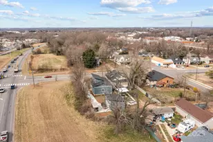 913 Wilson W Lee Blvd, Statesville, NC 28677 - Photo 44