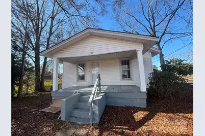 142 26th Street SW, Hickory, NC 28602 - Photo 2