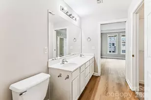 718 W Trade St, Charlotte, NC 28202 - Photo 30