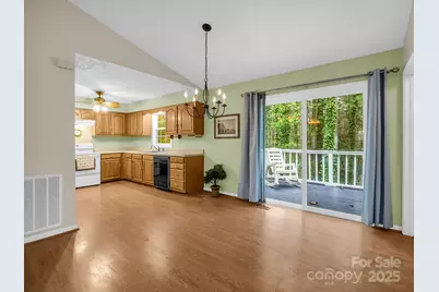 112 Serenity Circle, Hendersonville, NC 28792 - Photo 4