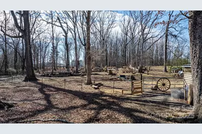 3021 Tryon Courthouse Road, Bessemer City, NC 28016 - Photo 16