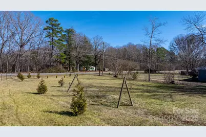 3021 Tryon Courthouse Road, Bessemer City, NC 28016 - Photo 8