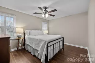 2704 Hillmont Dr, Charlotte, NC 28226 - Photo 14