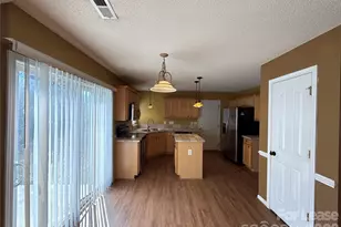 7304 Ravanna Dr, Charlotte, NC 28213 - Photo 6