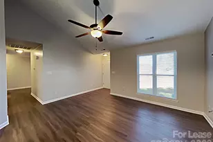 1040 Chaucery Ln, Matthews, NC 28104 - Photo 14