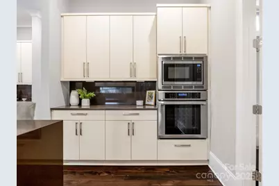 2011 Sharon Avenue, Charlotte, NC 28211 - Photo 12