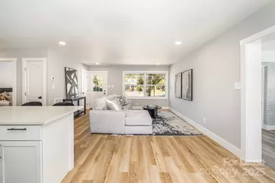 3208 Clearview Drive #8, Charlotte, NC 28216 - Photo 10