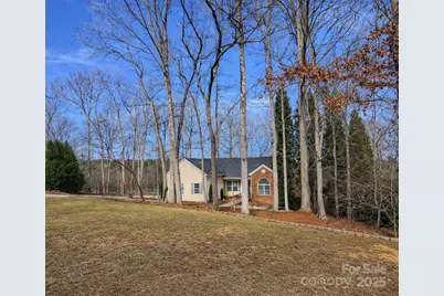 132 Grayrock Drive, Statesville, NC 28677 - Photo 2