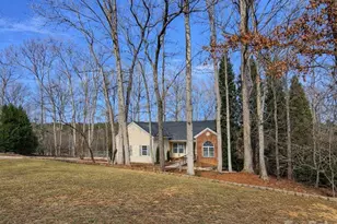 132 Grayrock Dr, Statesville, NC 28677 - Photo 2