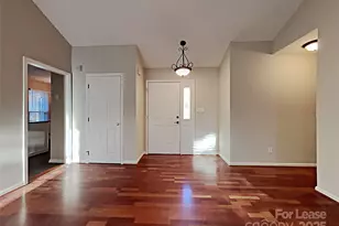 10715 Spruce Mountain Rd, Charlotte, NC 28214 - Photo 16