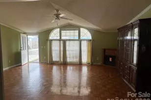 4 English Oaks Dr, Candler, NC 28715 - Photo 2