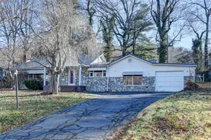 170 Birch Ln, Arden, NC 28704 - Photo 2