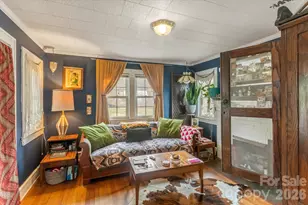 16 Sycamore St, Asheville, NC 28804 - Photo 12