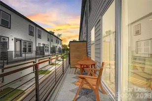 411 Jetton St, Davidson, NC 28036 - Photo 2