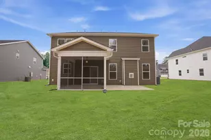 339 Alameda Wy, Matthews, NC 28104 - Photo 4