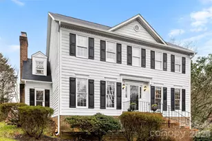 10318 Hollybrook Dr, Charlotte, NC 28277 - Photo 1