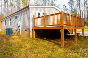1380 Jacobs Ln, Morganton, NC 28655 - Photo 6